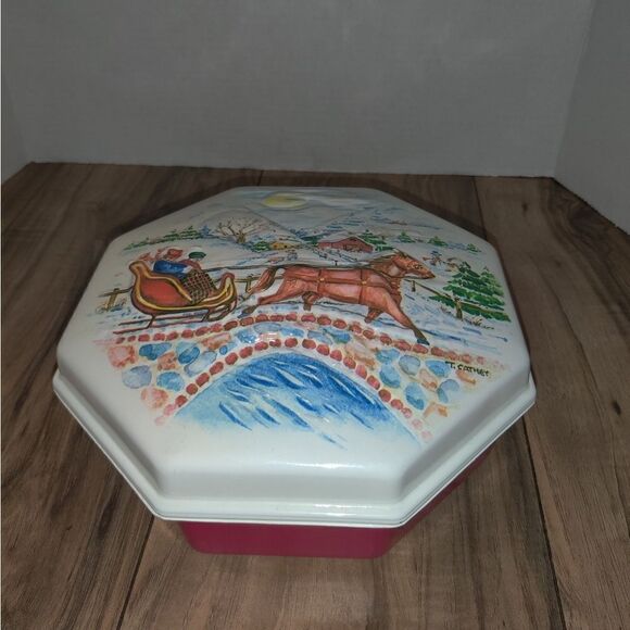 VINTAGE Christmas Plastic Container T Cathey With 7 Hand Painted Glass Ornaments - Picture 1 of 7